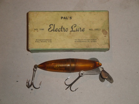 Two Paul Bunyan Bait Co. Mpls Minn. Flash Eye spoons. 3 and 3 1/4. - AAA  Auction and Realty